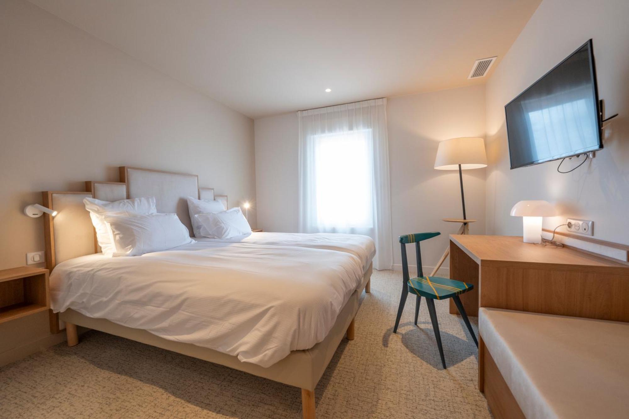 Hotel Les Pins Saint-Trojan-les-Bains Εξωτερικό φωτογραφία